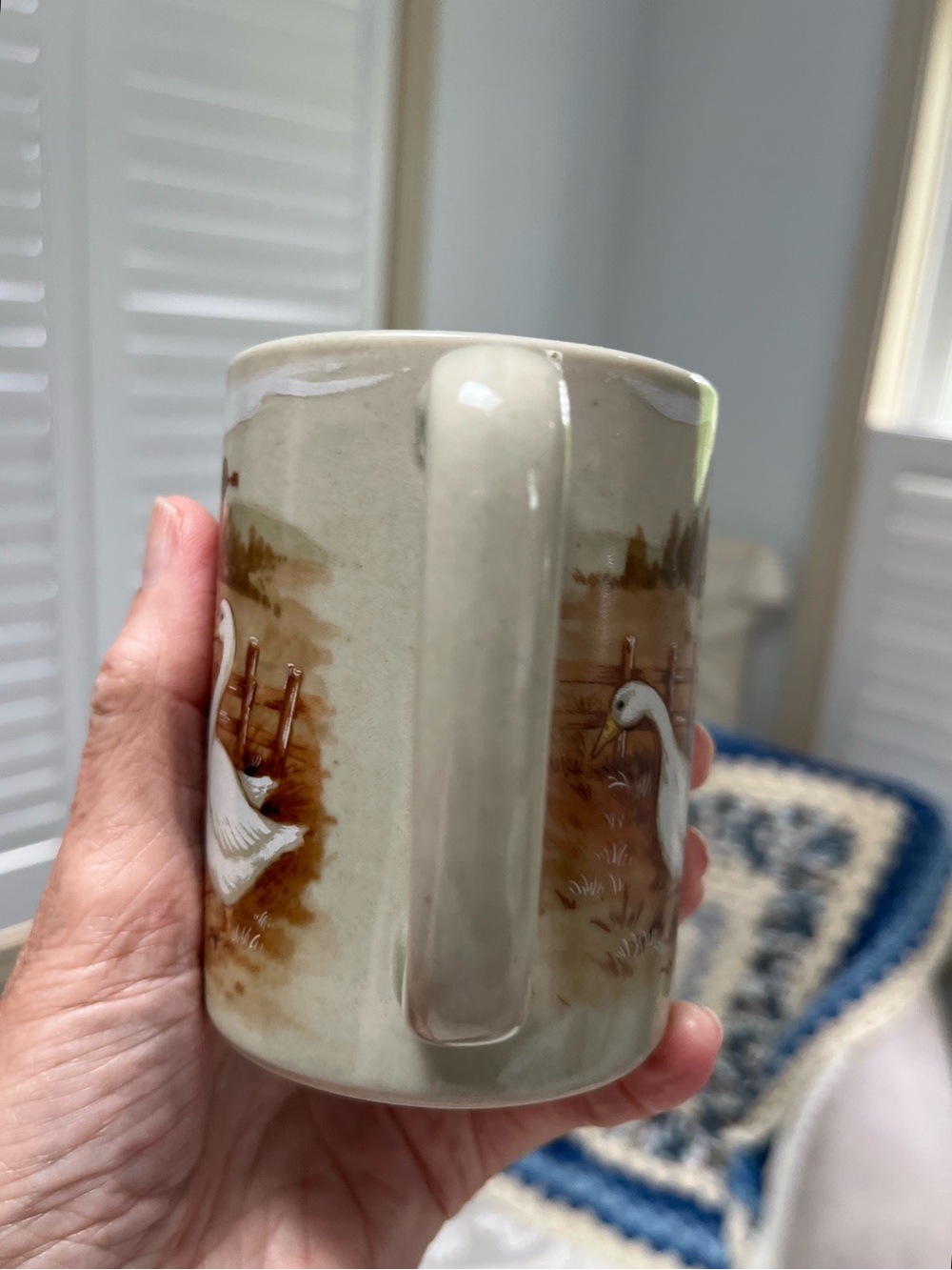 Vintage Farm Goose Ceramic Mug in Cream and Brown - Picture 10 of 11